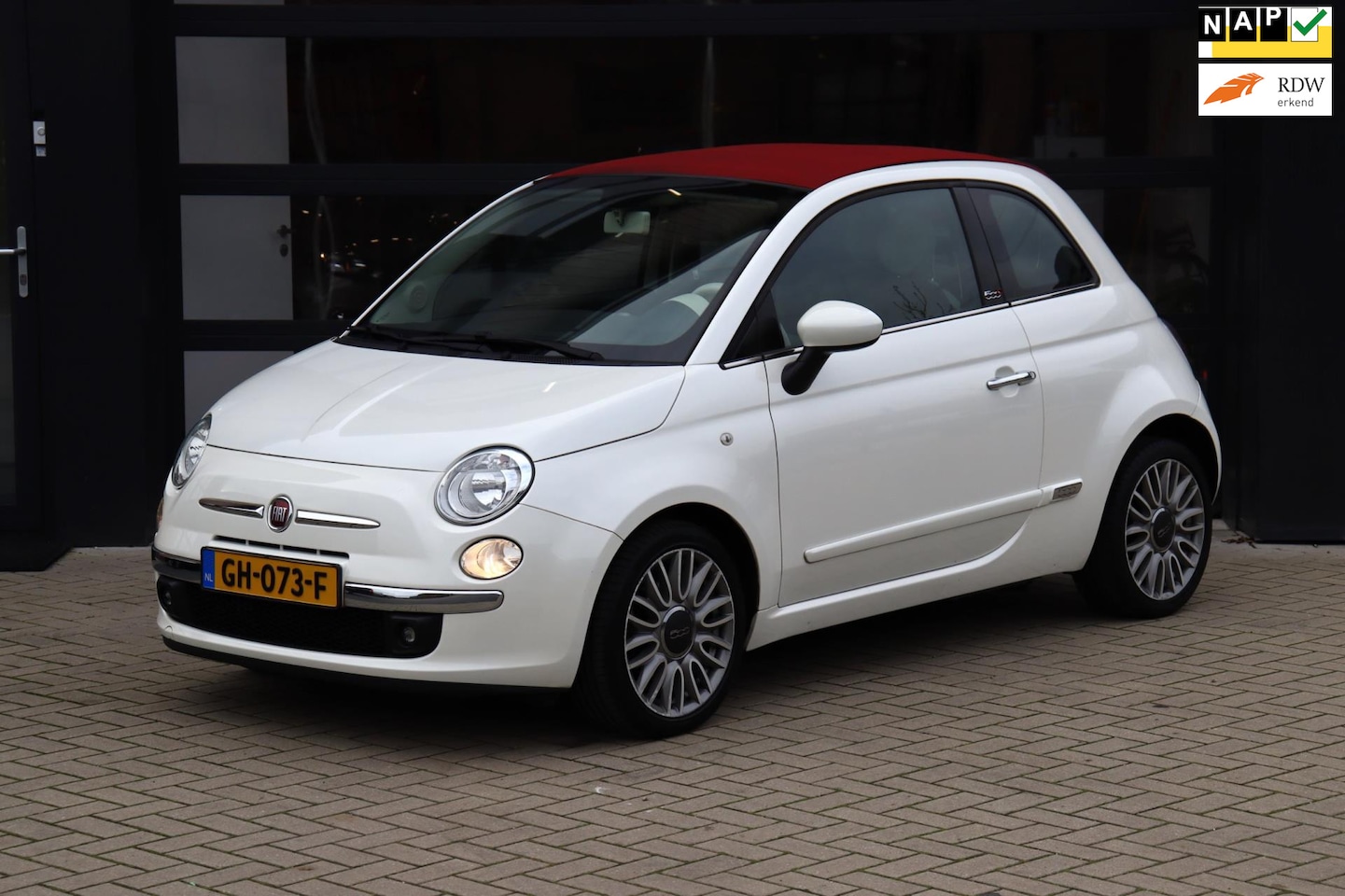 Fiat 500 C - 0.9 TwinAir Turbo Cult | Cabrio | Automaat | Airco | Leder | Climate Control - AutoWereld.nl