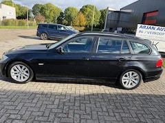 BMW 3-serie Touring - 318i Business Line