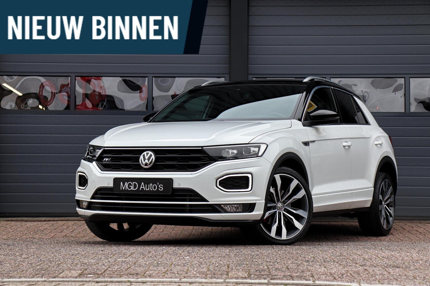 Volkswagen T-Roc - 1.5 TSI 2x R-Line /LED/PANODAK/CARPLAY/CAMERA/STOELVERW./ACC/TREKHAAK! - AutoWereld.nl