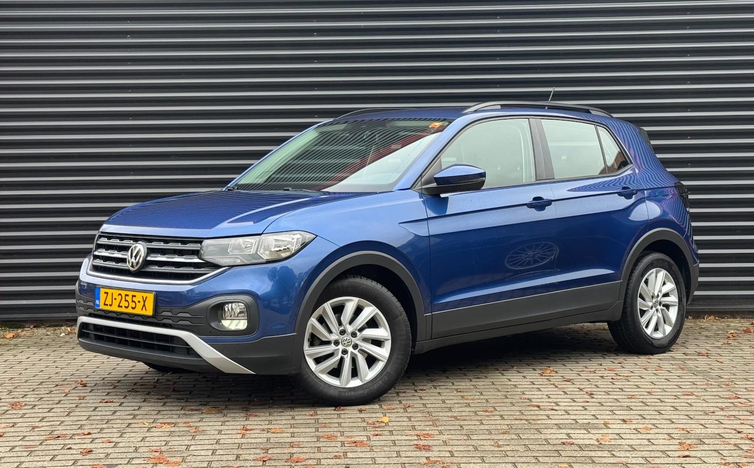 Volkswagen T-Cross - VW T-Cross 1.0 TSI Life | Handgeschakeld | Adaptieve cruise | LED | Rijstrooksensor | Dode - AutoWereld.nl