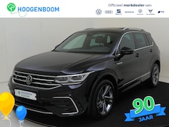 Volkswagen Tiguan - 1.4 TSI eHybrid R-Line Business | Panoramadak | 360 camera | Dodehoek detectie | Keyless |