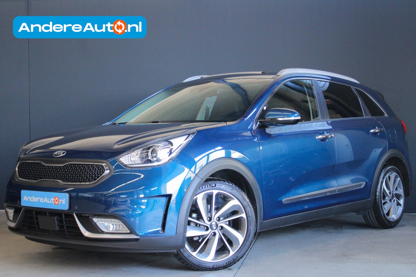 Kia Niro - 1.6 GDi Hybrid ExecutiveLine |ACC|schuifdak|JBL|navi|stoelgeheugen| - AutoWereld.nl