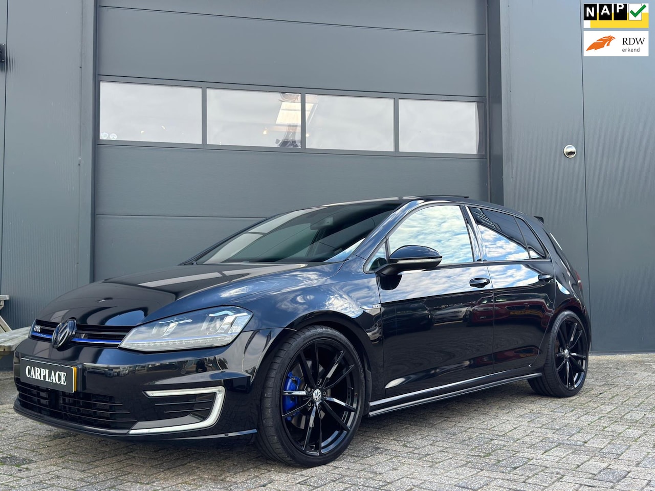 Volkswagen Golf - 1.4 TSI GTE Highline-Panoramadak - AutoWereld.nl