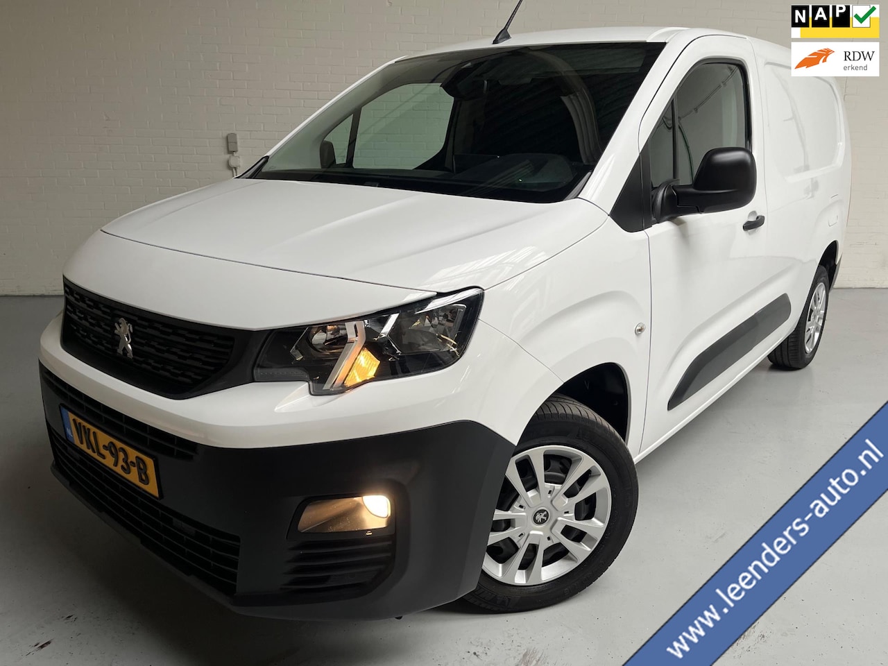 Peugeot Partner - L2H1 1.5 BlueHDI 100PK euro6 Premium Long 3PERSOONS, Airco, Camera, CruiseControl, RIJKLAA - AutoWereld.nl