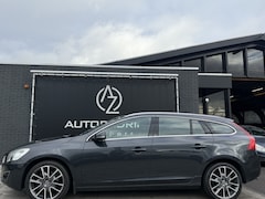 Volvo V60 - 1.6 T4 Summum schuifdak