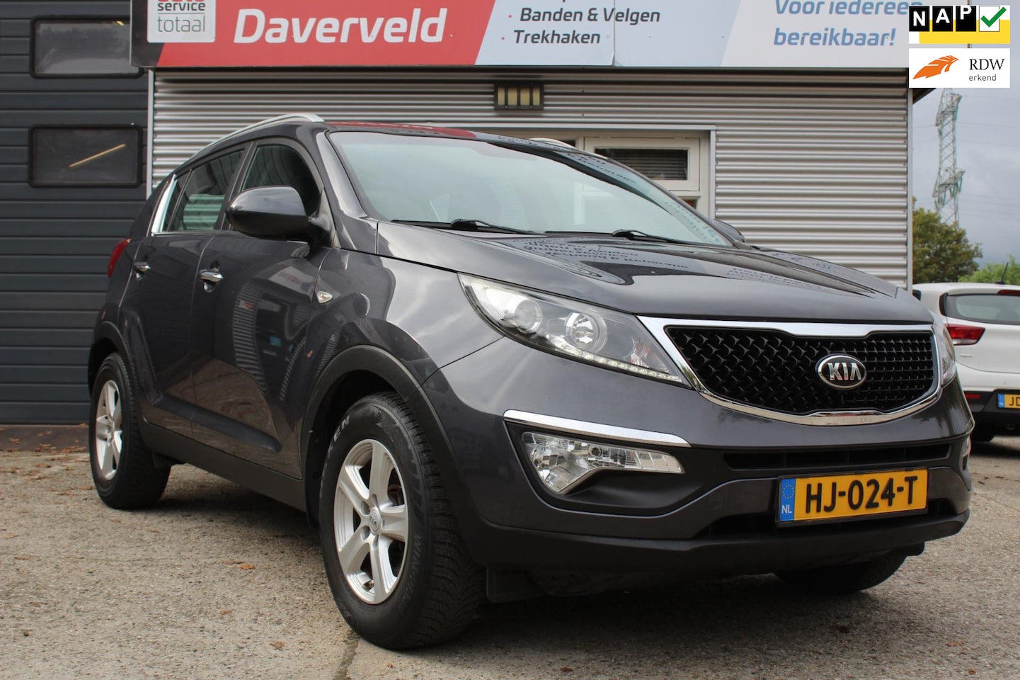 Kia Sportage - 1.6 GDI X-treme ComfortLine nieuwe distributie-set, camera. led, navigatie, cruise-control - AutoWereld.nl