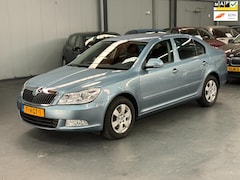 Skoda Octavia - 1.2 TSI Elegance Automaat 1ste Eigenaar APK NAP