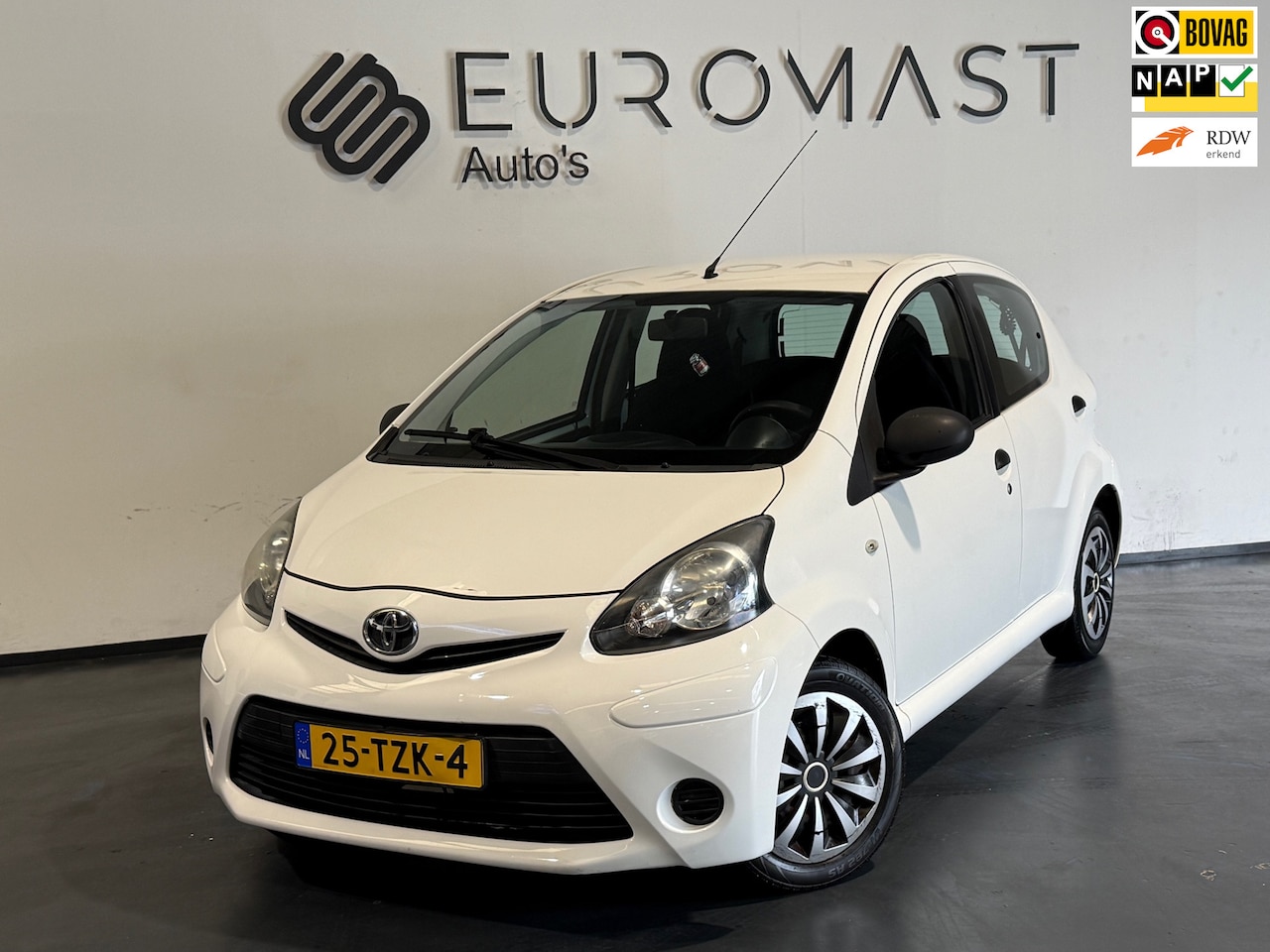 Toyota Aygo - 1.0 VVT-i Comfort Airco Nieuwe Koppeling 5d Nieuwe Apk - AutoWereld.nl