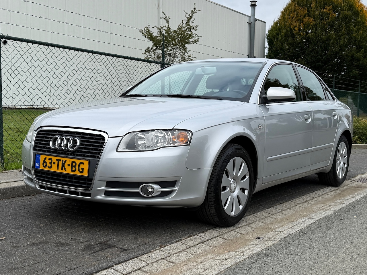 Audi A4 Limousine - 2.0 Pro Line Business - AutoWereld.nl