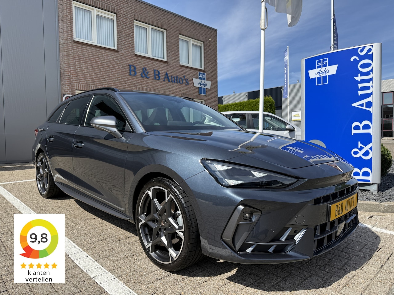 CUPRA Leon Sportstourer - 1.5 eTSI Performance l PANO-DAK l ACC l BLIS l CAMERA l ECC l LED l NAVI l SCHAALSTOELEN l - AutoWereld.nl
