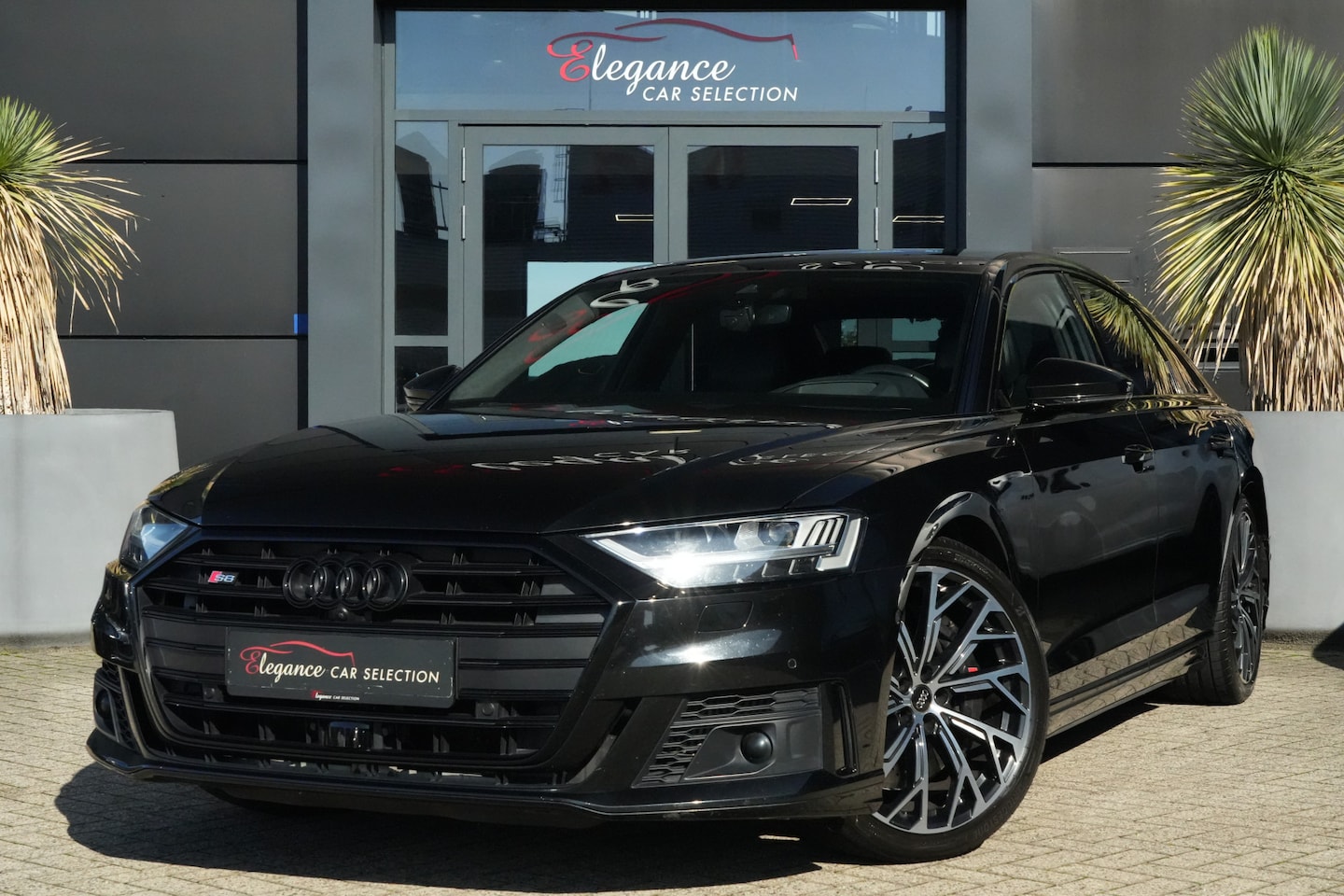 Audi S8 - 4.0 TFSI Quattro 571pk Panoramadak/B&O/Luchtvering/HUD - AutoWereld.nl