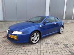 Alfa Romeo GT - 2.0 JTS Distinctive -nieuwe koppeling en distributie