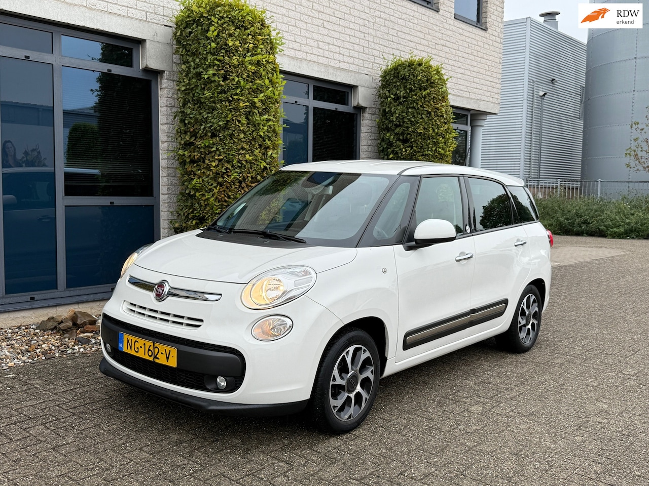 Fiat 500 L Living - 0.9 TwinAir | 7 Persoons | | Nieuwe APK | - AutoWereld.nl