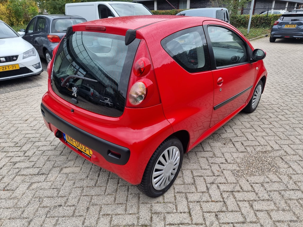 Peugeot 107 - 1.0-12V XS