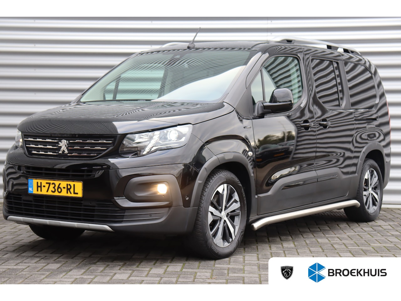 Peugeot Rifter Long - 1.2 PURETECH 130PK GT-LINE AUTOMAAT / NAVI / CLIMA / LED / PDC / 17" LMV / KEYLESS / CAMER - AutoWereld.nl