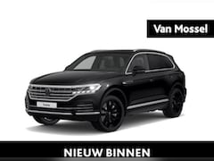 Volkswagen Touareg - Elegance 3.0 TSi eHybrid 4MOTION 381 PK | Automaat | Plug-In | Trekhaak | Panoramadak | Le