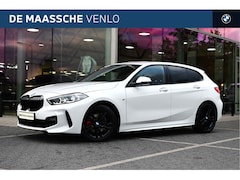 BMW 1-serie - 118i M Sport Automaat / Sportstoelen / LED / M Sportonderstel / Live Cockpit Professional