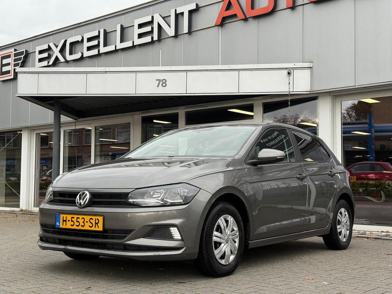 Volkswagen Polo - 1.0 MPI Trendline - 5 Deurs - Airco - AutoWereld.nl