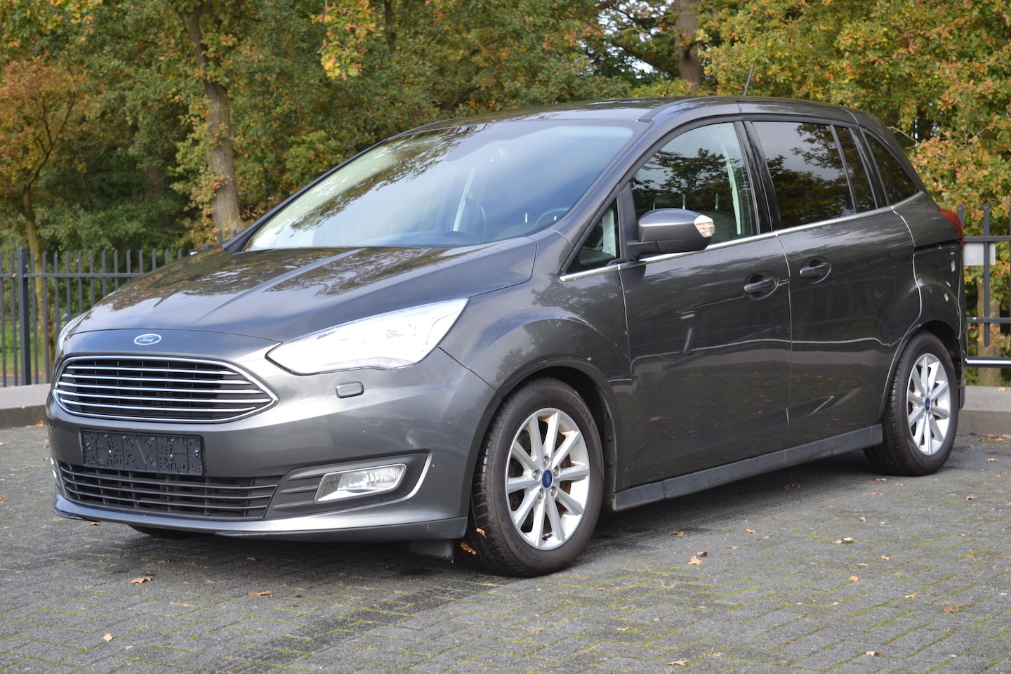 Ford C-Max - 1.0 EcoBoost Titanium | Trekhaak | Carplay | Cruise - AutoWereld.nl