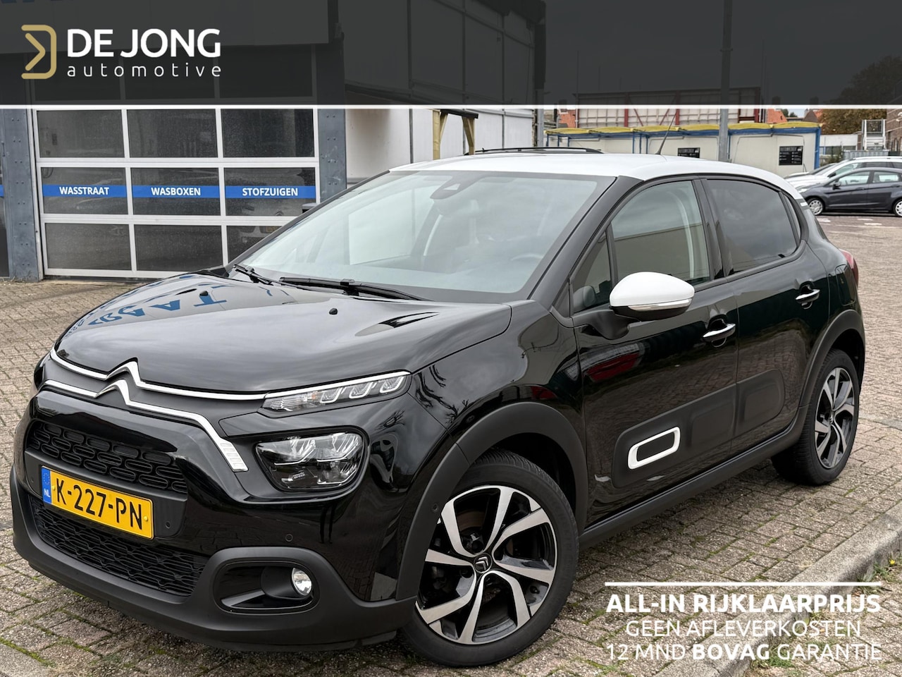 Citroën C3 - 1.2 PureTech Shine Navi/Camera/Keyless/Duo-Tone/Stoelverwarming/GEEN AFLEVERKOSTEN - AutoWereld.nl