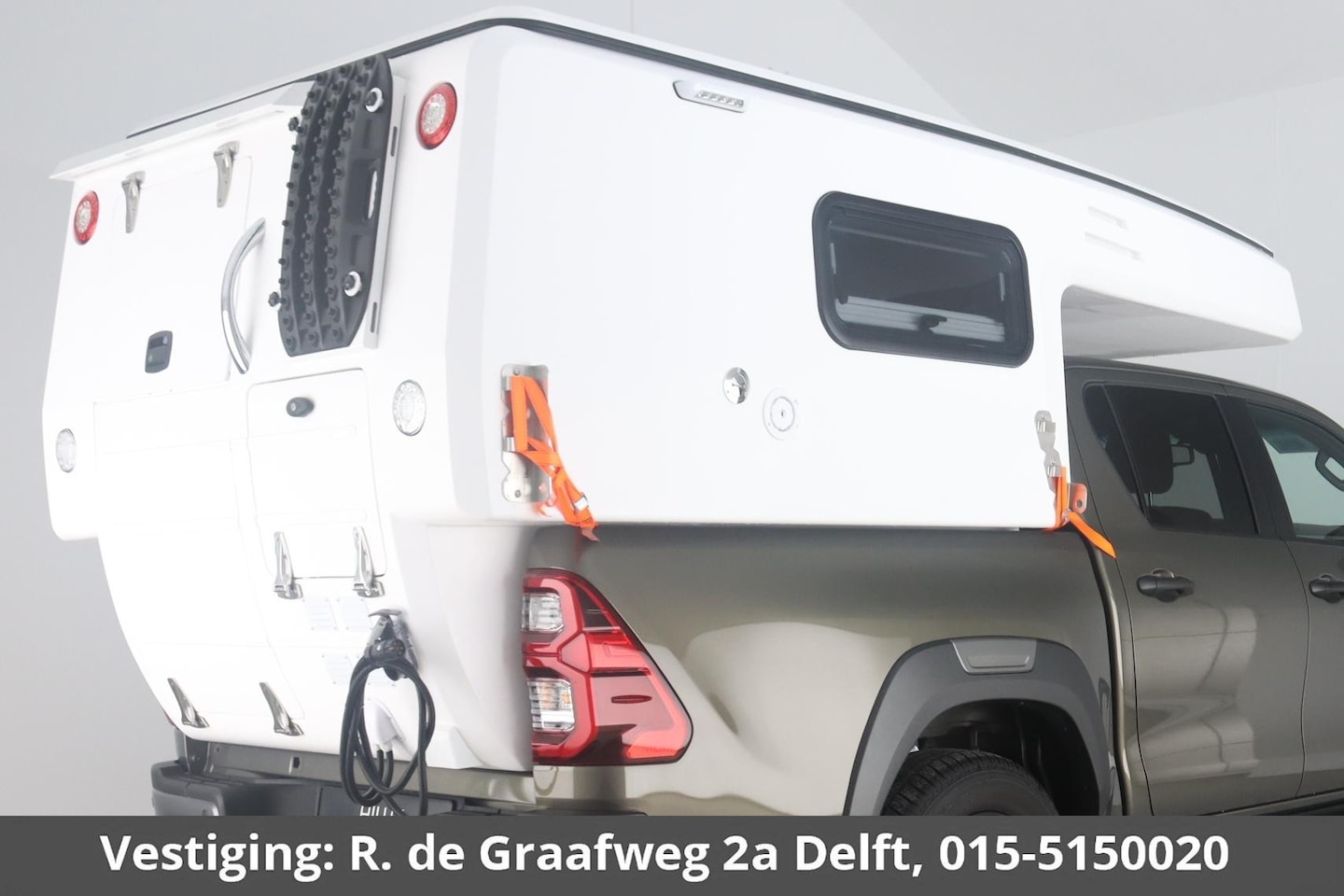 Toyota HiLux - CAMPER OPBOUW *NIEUW* (€25.000,- ex.BTW) / €30.250,- incl. BTW - AutoWereld.nl