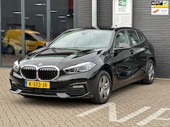 BMW 1-serie - 118i Executive Edition/NAVI/CARPLAY/LED/NL AUTO NAP