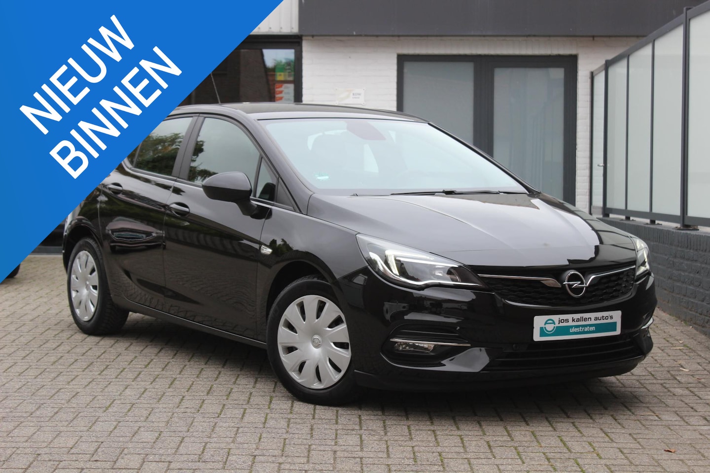 Opel Astra - 1.2 Business Edition Navi/Carplay, Camera, All Season. - AutoWereld.nl