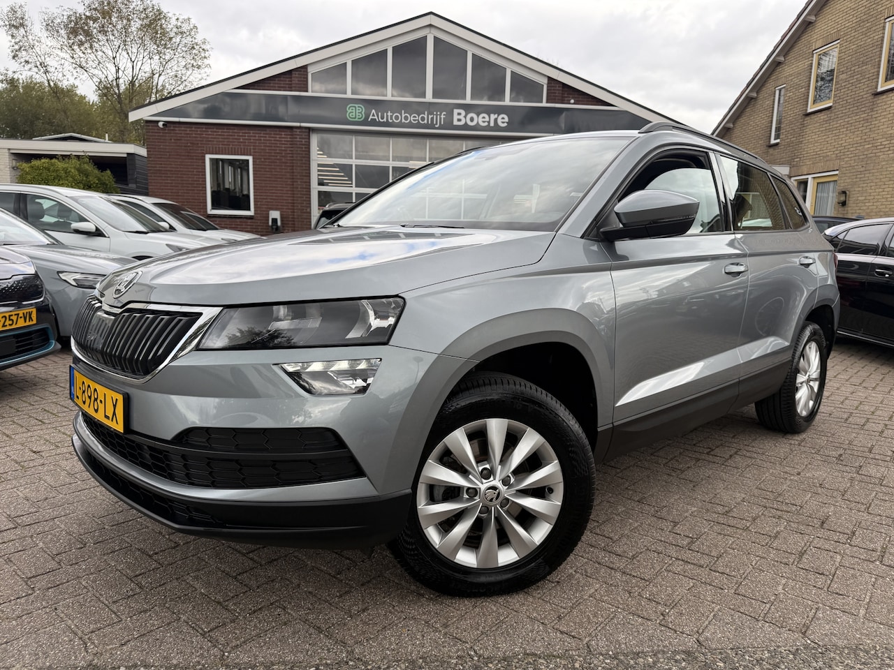 Skoda Karoq - 1.5 TSI ACT Business Edition Trekhaak, Carplay/Android - AutoWereld.nl