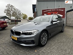 BMW 5-serie Touring - 530i xDrive Sportline | Elektr. Trekhaak | Camera | Dealer Onderhouden