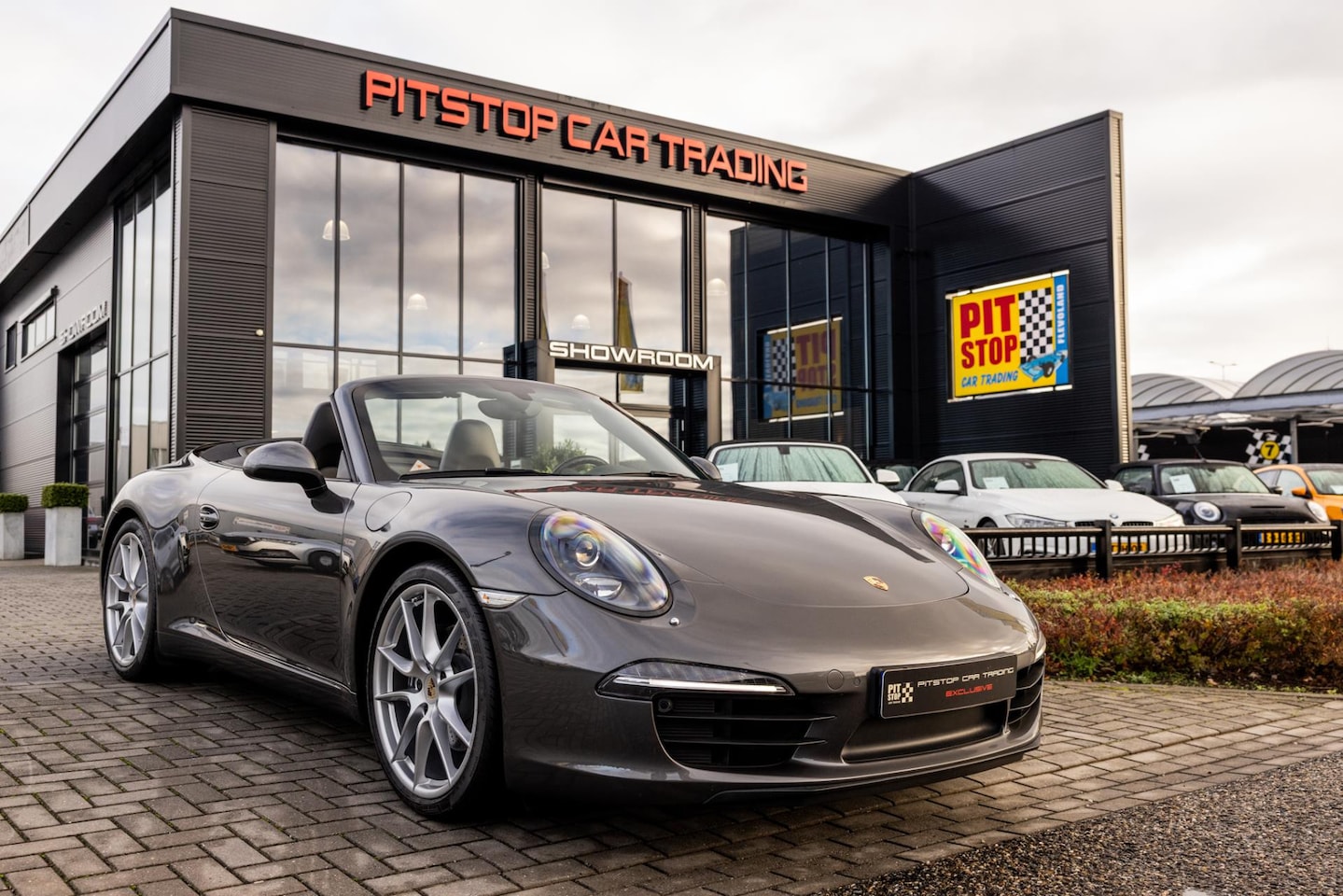 Porsche 911 Cabrio - 991 3.4 Carrera, Sportuitlaat, Chrono, Lederen interieurdelen! - AutoWereld.nl