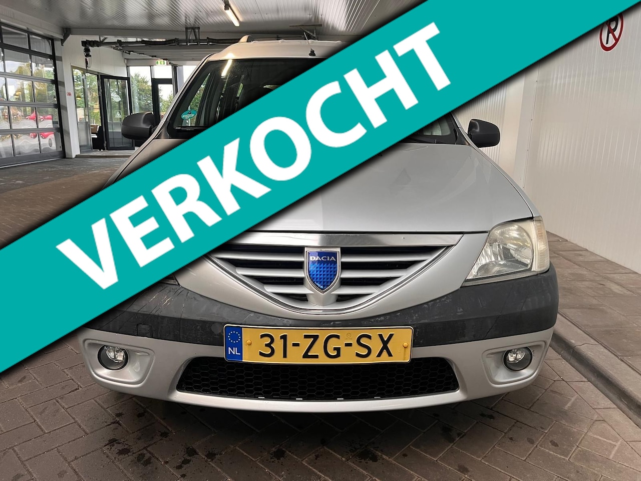 Dacia Logan MCV - 1.6-16V Lauréate 1.6-16V Lauréate - AutoWereld.nl