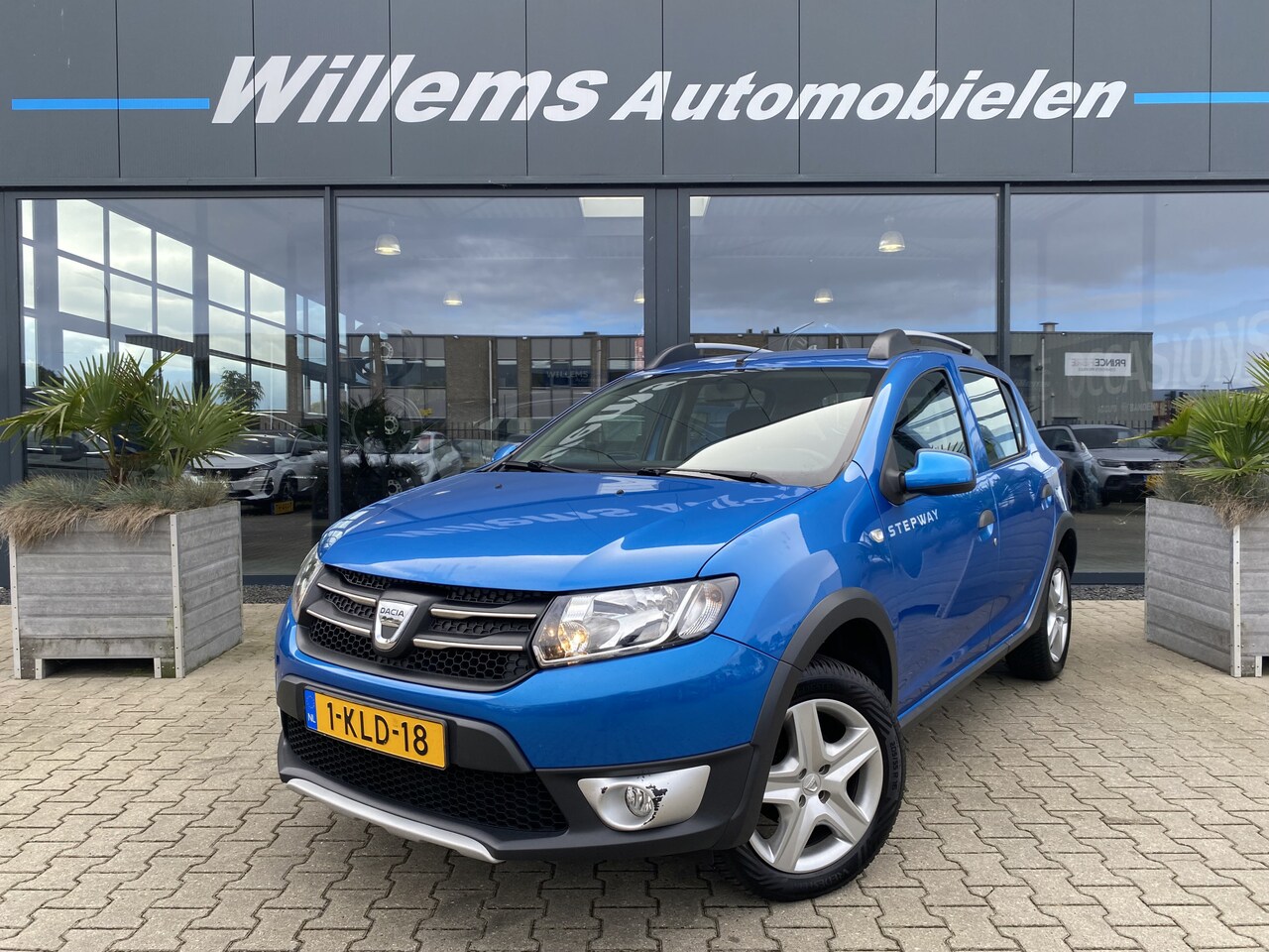 Dacia Sandero Stepway - 0.9 TCe Lauréate Trekhaak, Navigatie & Cruise Control - AutoWereld.nl