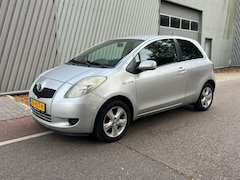 Toyota Yaris - 1.0 12v VVT-i