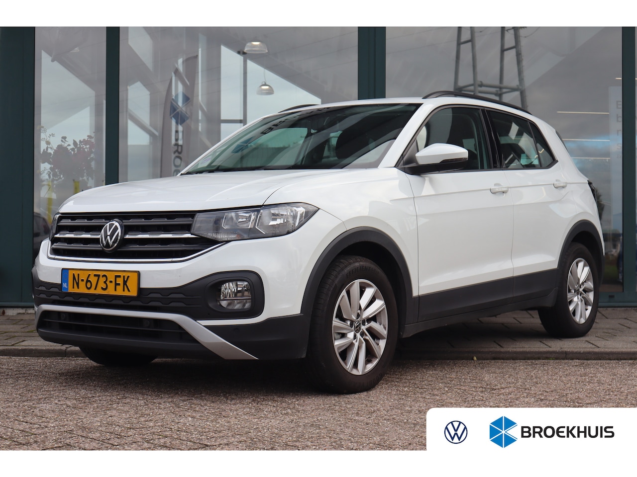 Volkswagen T-Cross - 1.0 TSI Life 110PK | Airco | Cruise control adaptief | Hill hold functie - AutoWereld.nl
