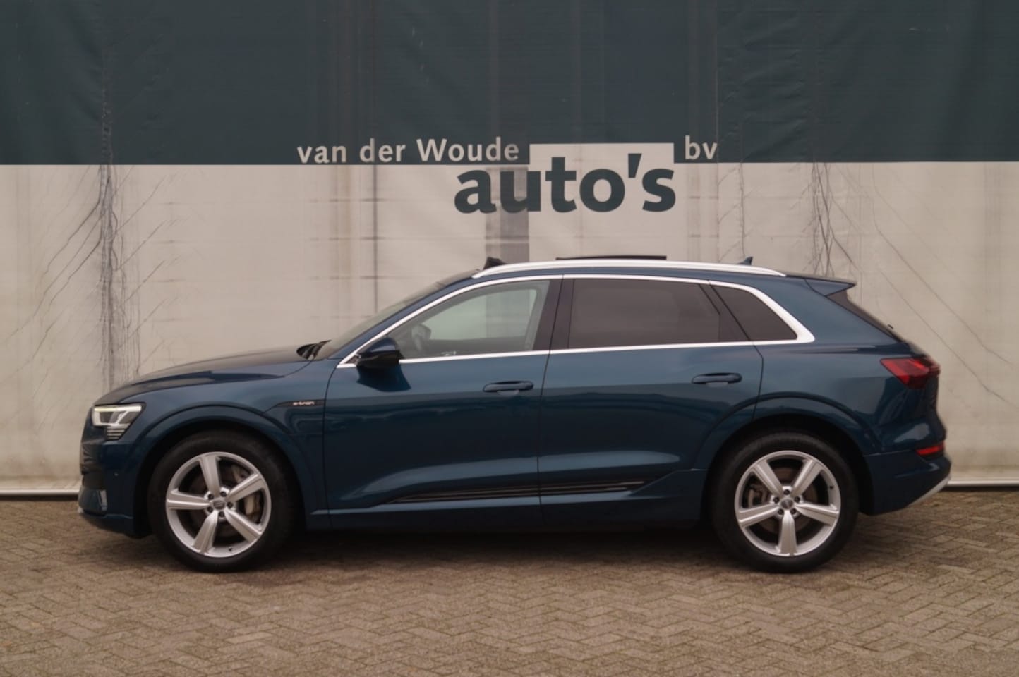Audi e-tron - 50 Quattro Business Edition Plus -PANO-LEER-ECC- - AutoWereld.nl