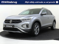 Volkswagen T-Roc - 1.5 TSI Life 75 Edition | Trekhaak | Navigatie | Carplay | Dig. Cockpit |