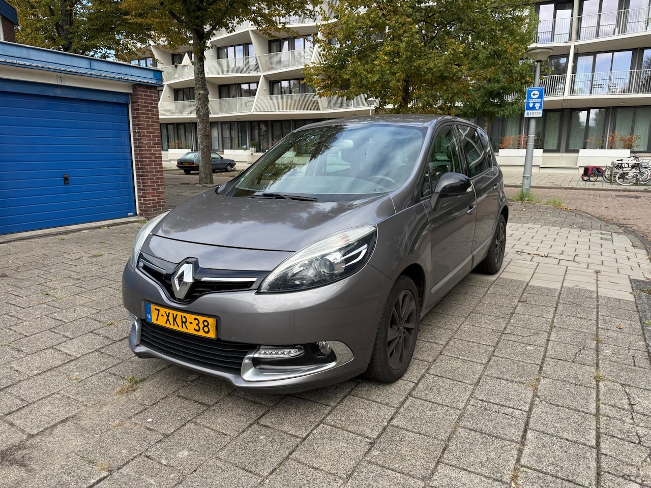 Renault Scénic - 1.2 TCe BOSE Airco Cruise PDC - AutoWereld.nl