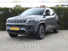 Jeep Compass - 4xe 240 Plug-in Hybrid Electric Overland | Achteruitrijcamera | Airco (automatisch) | Appl