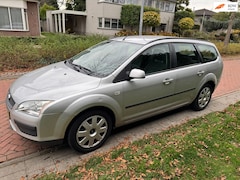 Ford Focus Wagon - 1.4-16V Trend, APK 19-11-2026