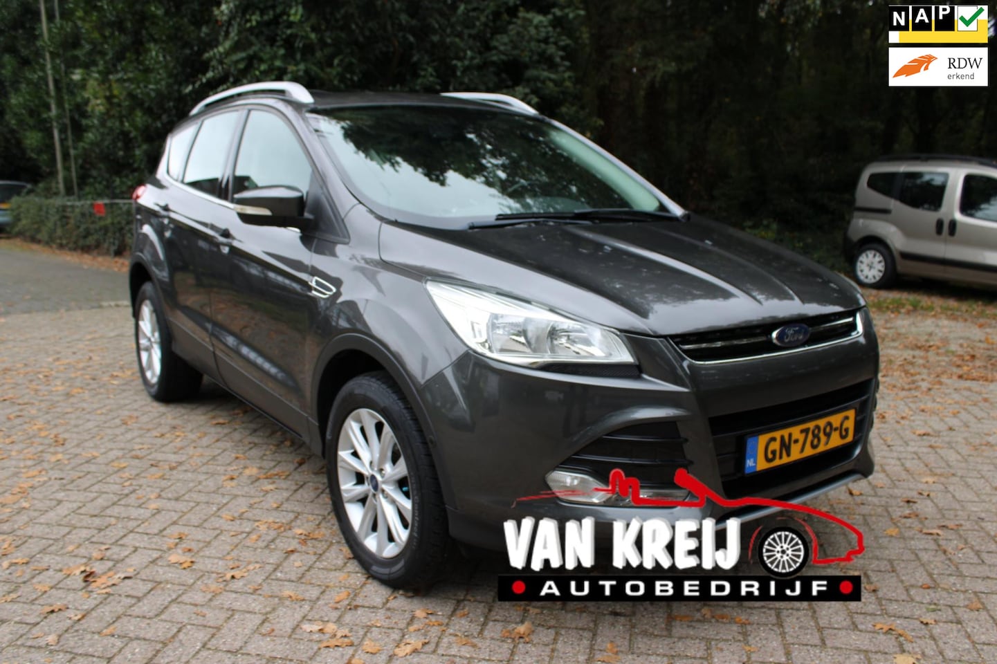 Ford Kuga - 1.5 Titanium 1.5 Titanium, Panorama, Trekhaak, Camera, Clima, Nap - AutoWereld.nl