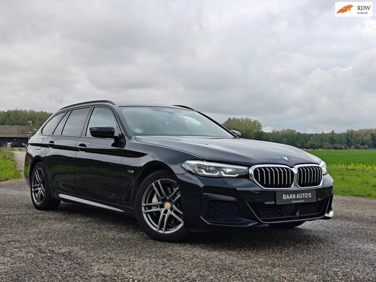BMW 5-serie Touring - 530e Business Edition Plus M-Sport - AutoWereld.nl