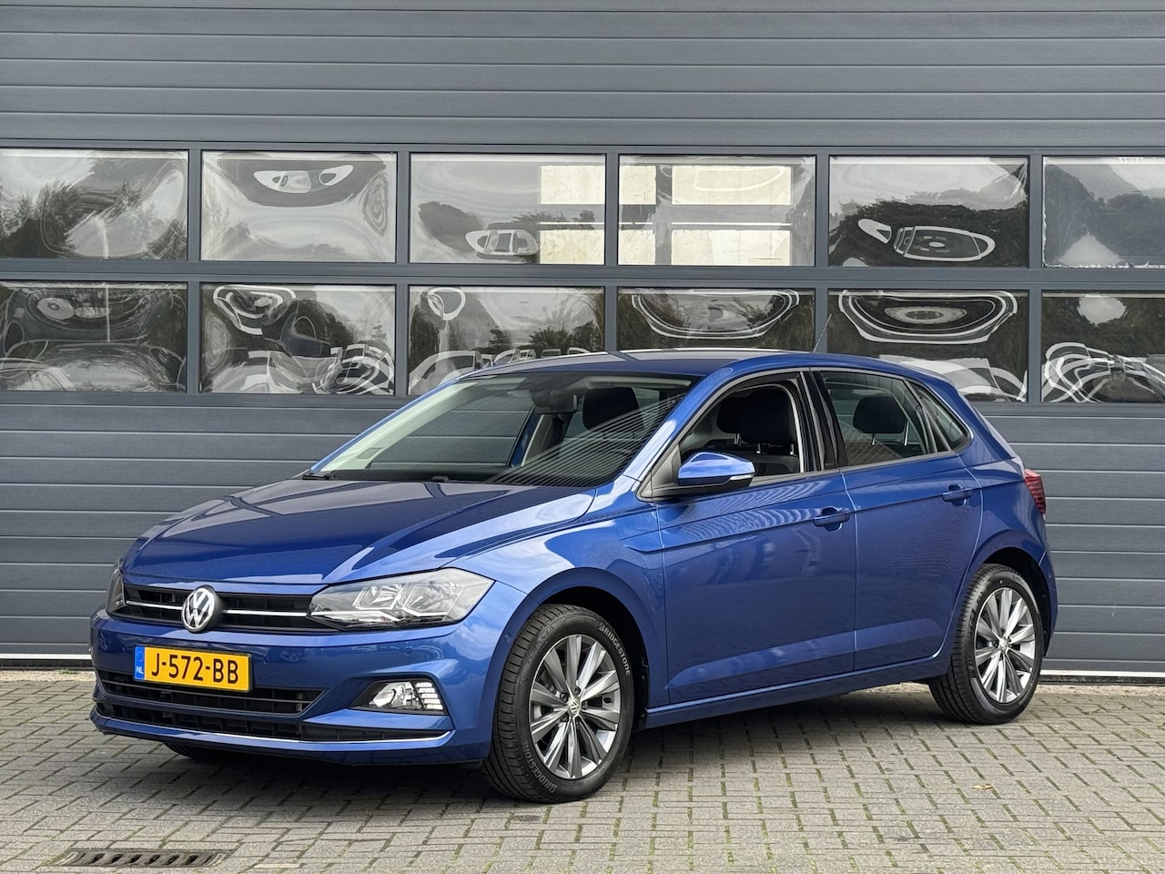 Volkswagen Polo - 1.0 TSI HIGHLINE I AUTOMAAT I APPLE CARPLAY I ADAPTIVE CRUISE CONTROL I NAVIGATIE - AutoWereld.nl