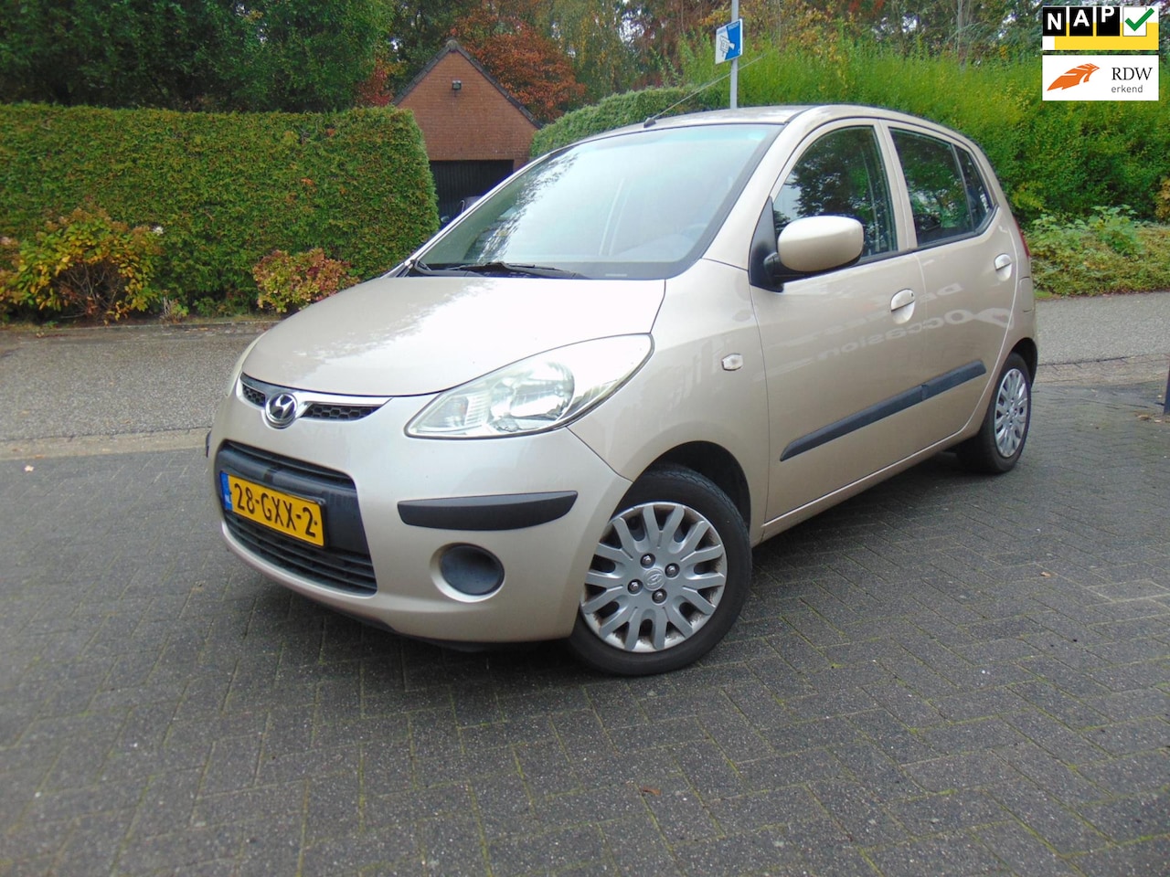 Hyundai i10 - 1.1 Dynamic Cool / Airco / Trekhaak - AutoWereld.nl