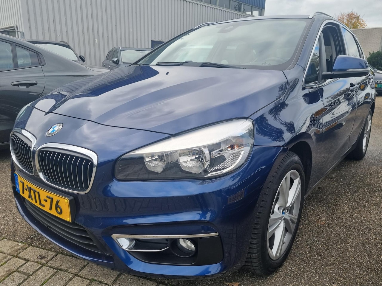 BMW 2-serie Active Tourer - 218i Executive Panodak Sportleder Navi - AutoWereld.nl