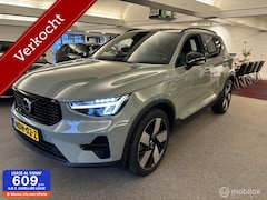 Volvo XC40 - 1.5 T4 Plug-in hybrid Plus Dark