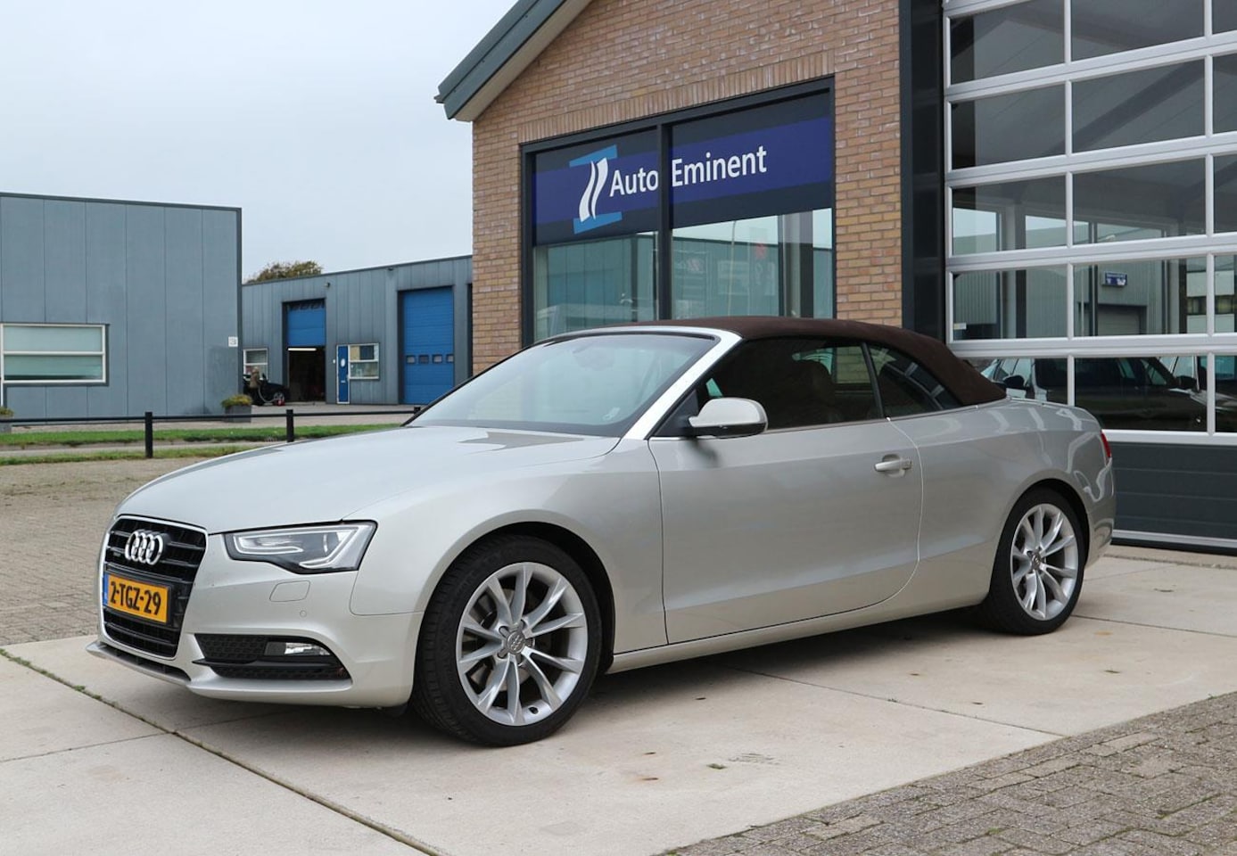 Audi A5 Cabriolet - 2.0 TFSI quattro S-tronic Nekverwarming Keyless Memory - AutoWereld.nl
