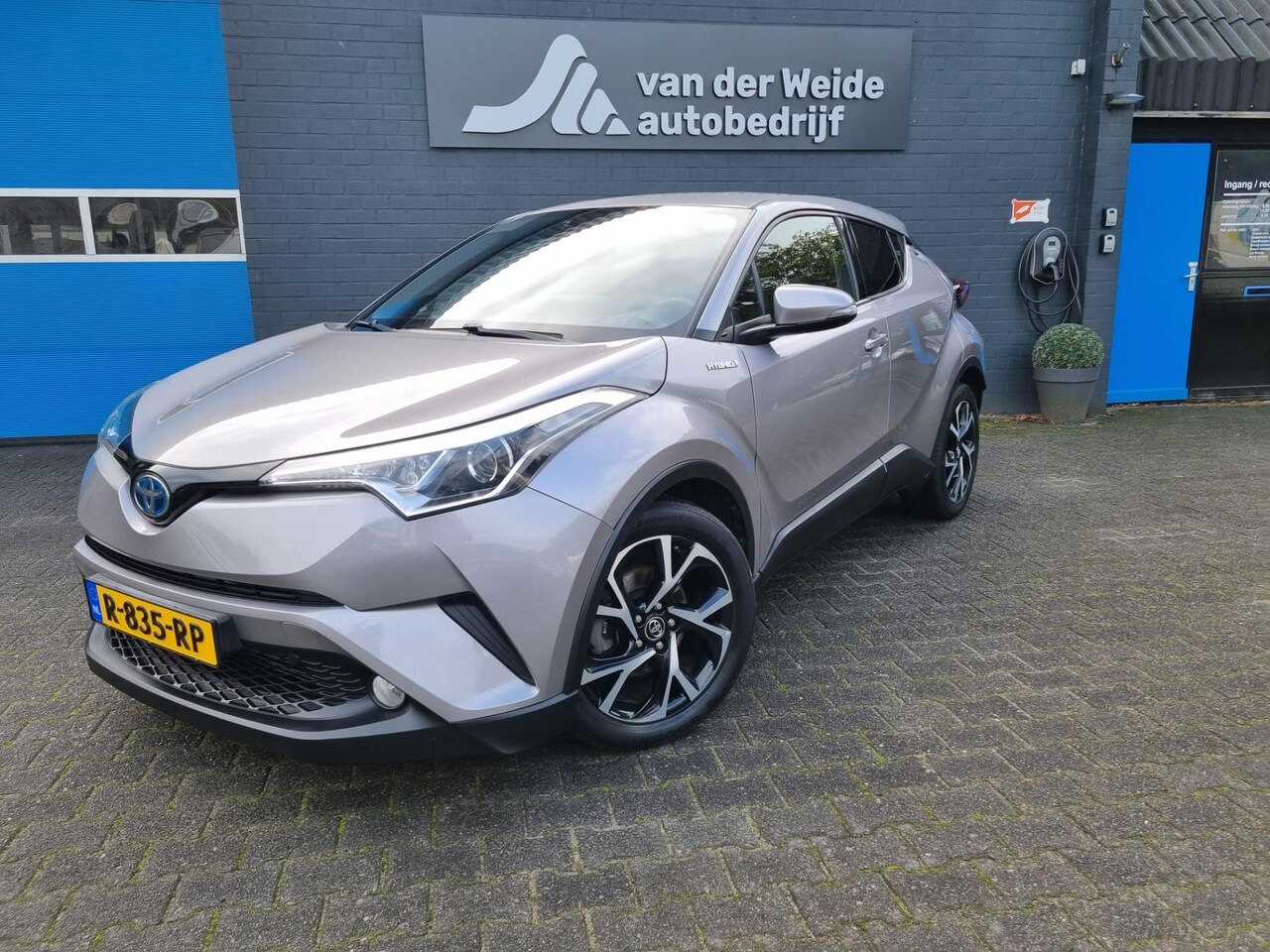 Toyota C-HR - 1.8 Hybrid Active 1.8 Hybrid Active - AutoWereld.nl