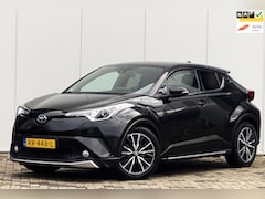 Toyota C-HR - 1.8 Hybrid Executive NAVI/ CAMERA / LEER/ CARPLAY/ IN NIEUWSTAAT