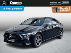 Mercedes-Benz A-klasse - Limousine 180 Luxury | Panoramadak | Nightpakket |