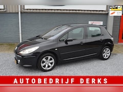 Peugeot 307 - 2.0-16V Premium Airco 5Drs Stuurbekrachtiging APK